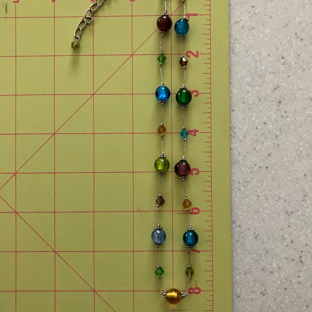 Matching multi colored beaded necklace and bracelet set - Picture 5 of 5